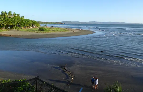 Surfe, tauche, schnorchle, fische und relaxe in Santa Catalina